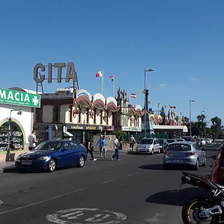 Avenida Tirajana Nº3 *