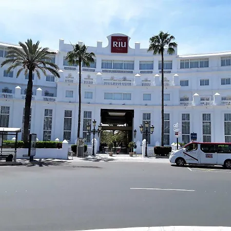 Avenida Tirajana Nº3