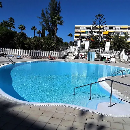 Avenida Tirajana Nº3 *