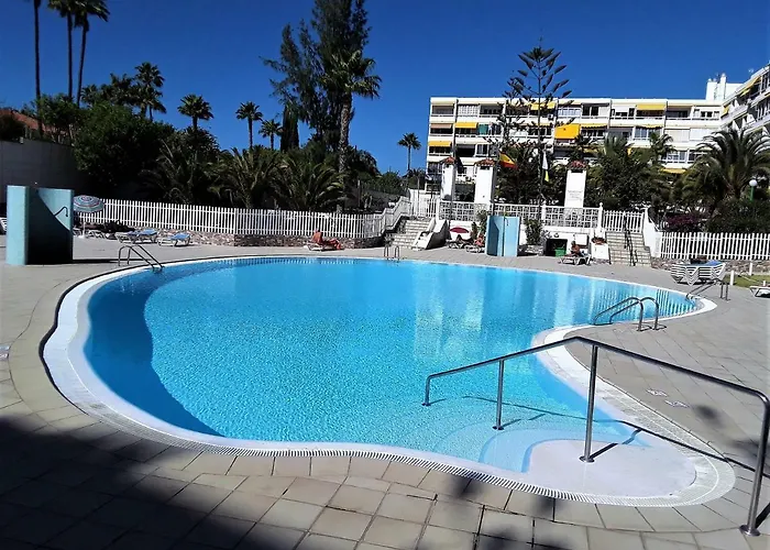 Avenida Tirajana Nº3 *